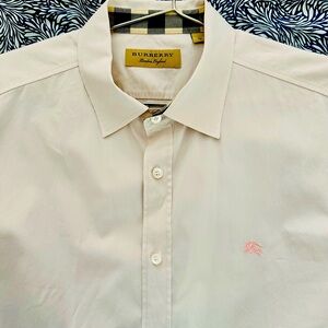 🎯SOLD🎯Burberry London Men's XL Light Pink Button up L/S Nova Check shirt